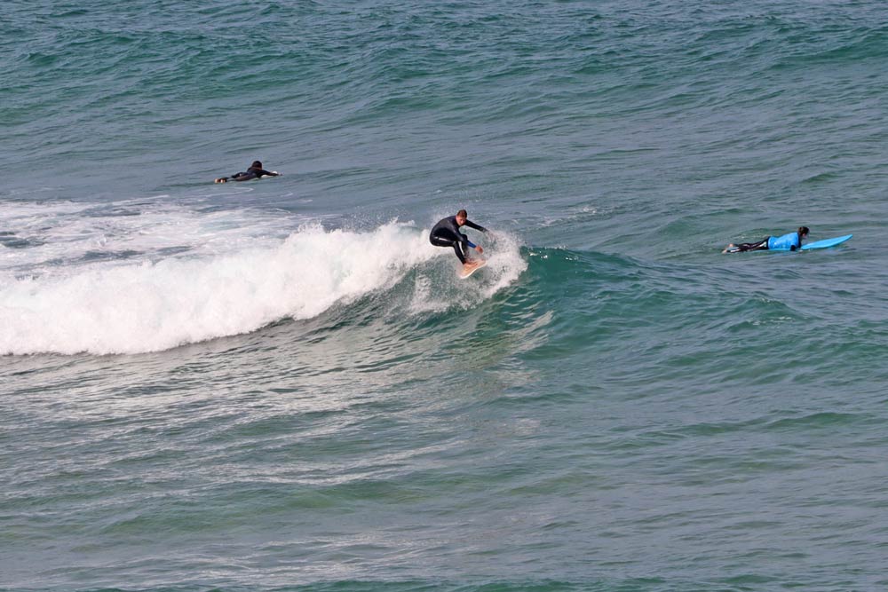 surfing praia do tonel sagres